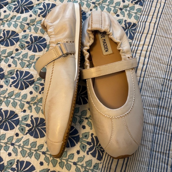 Steve Madden Shoes - STEVE MADDEN Off White Ballet Sneakers 7.5